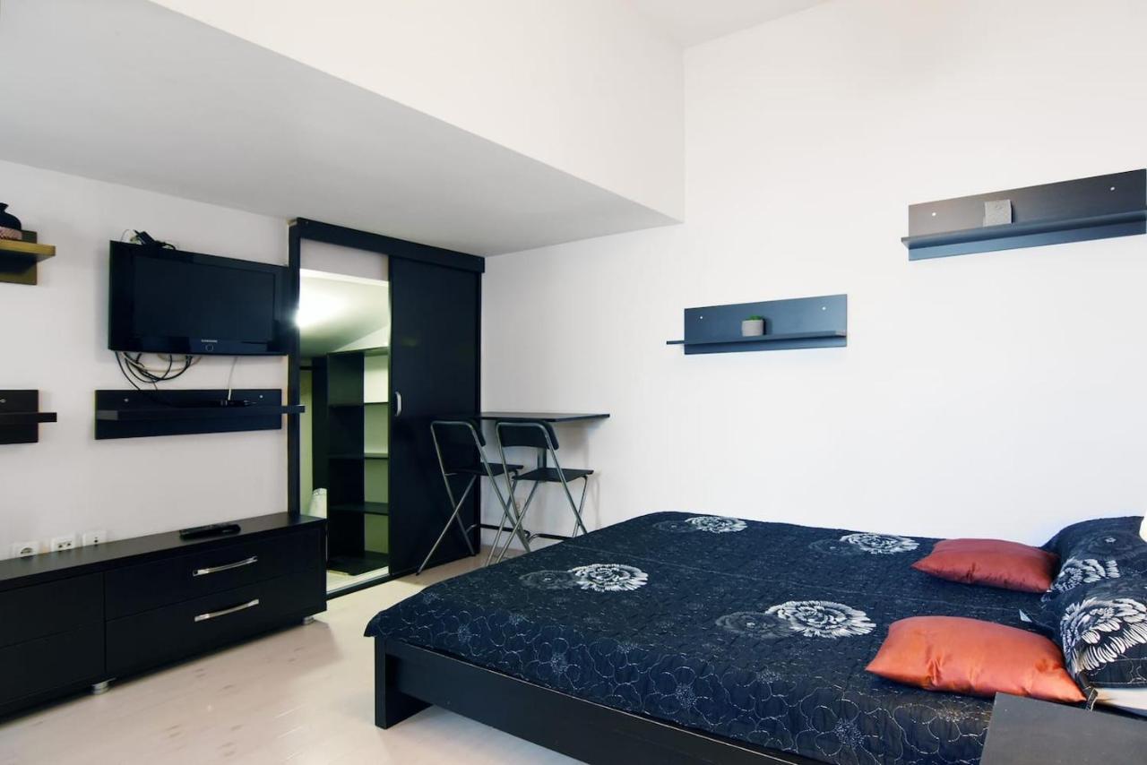 Bucharest Studio ภายนอก รูปภาพ
